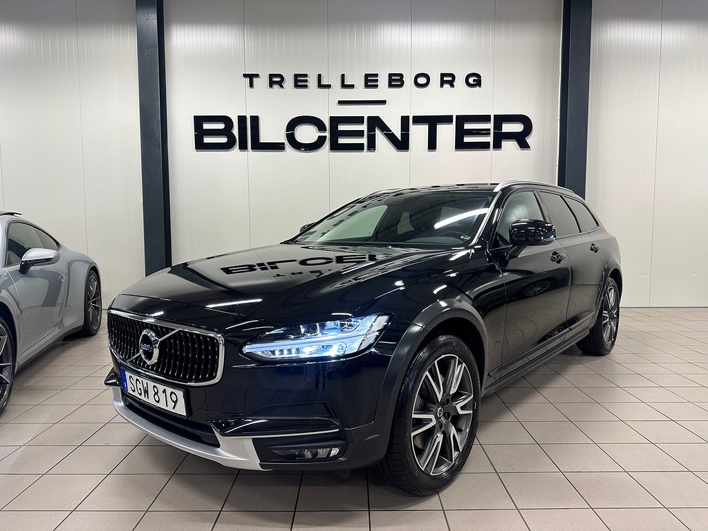 Volvo V90 Cross Country D4 AWD Geartronic Momentum | Bkamera