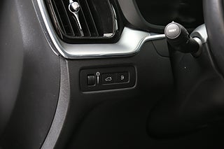 SUV Volvo XC60 11 av 31