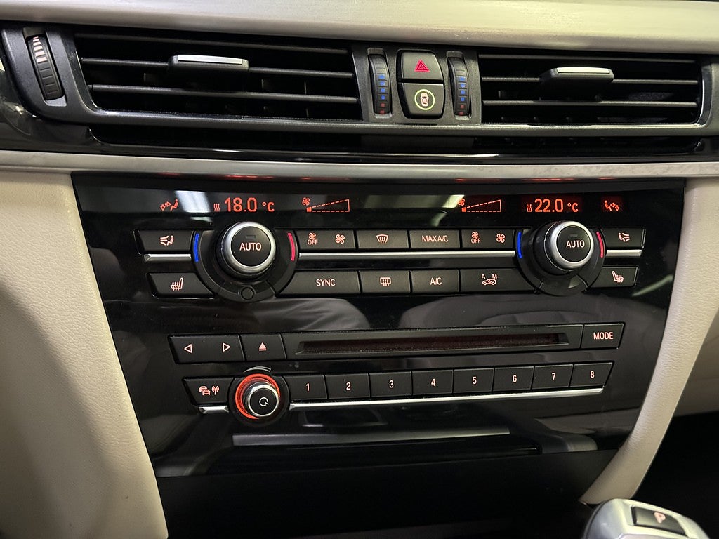 BMW X5 xDrive40e Steptronic MAX UTRUSTAD| PANO | B&O | VÄRMARE
