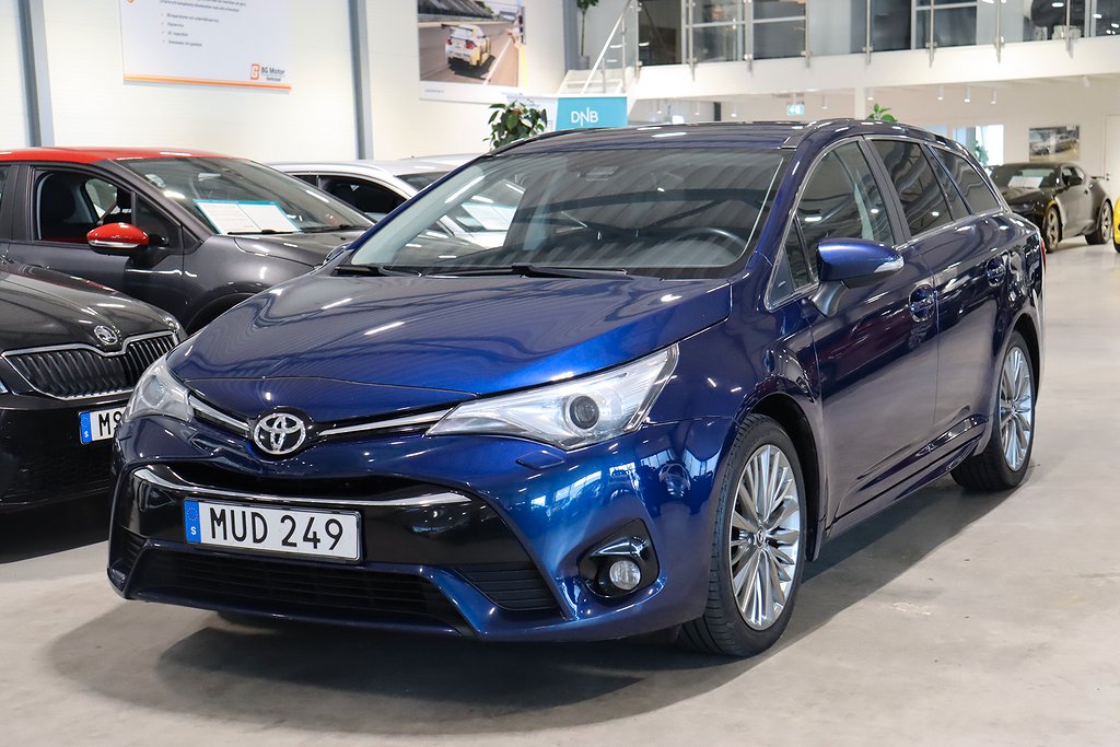 Toyota Avensis Kombi 2.0 D-4D 143HK Active Plus Fullservad