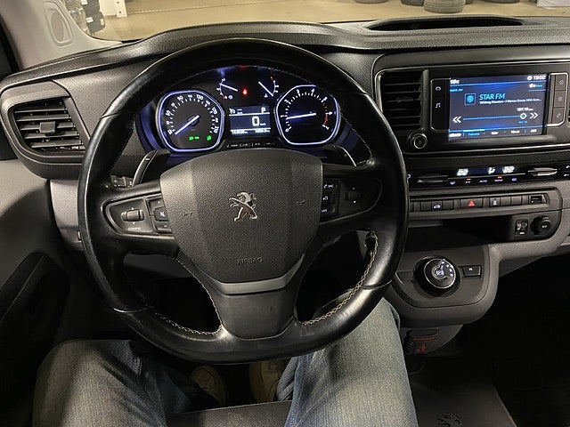 Bild på Peugeot Expert PRO+ L3 BlueHDi 180hk AUT