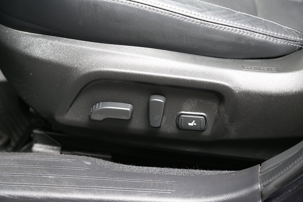 Subaru Outback 2,5i 175hk Ridge AWD Aut Skinn 1ägare Motorv Dragkrok 2018