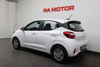 Halvkombi Hyundai i10 3 av 18