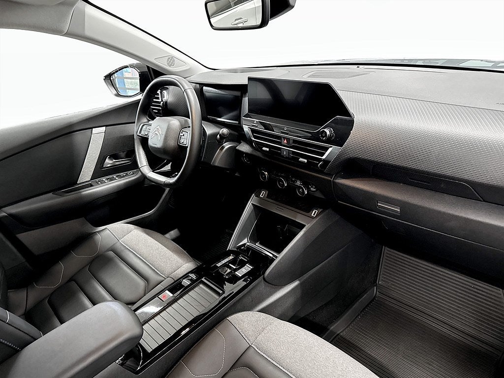 Bild på Citroën C4 Shine 1.2 PT 130hk Aut - 360-KAMERA, CARPLAY