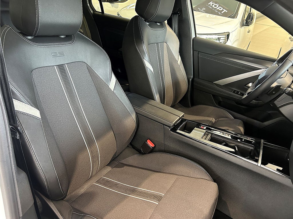 Bild på Opel Astra ST GS 1.2 PT 130hk Aut - BACKKAMERA, CARPLAY