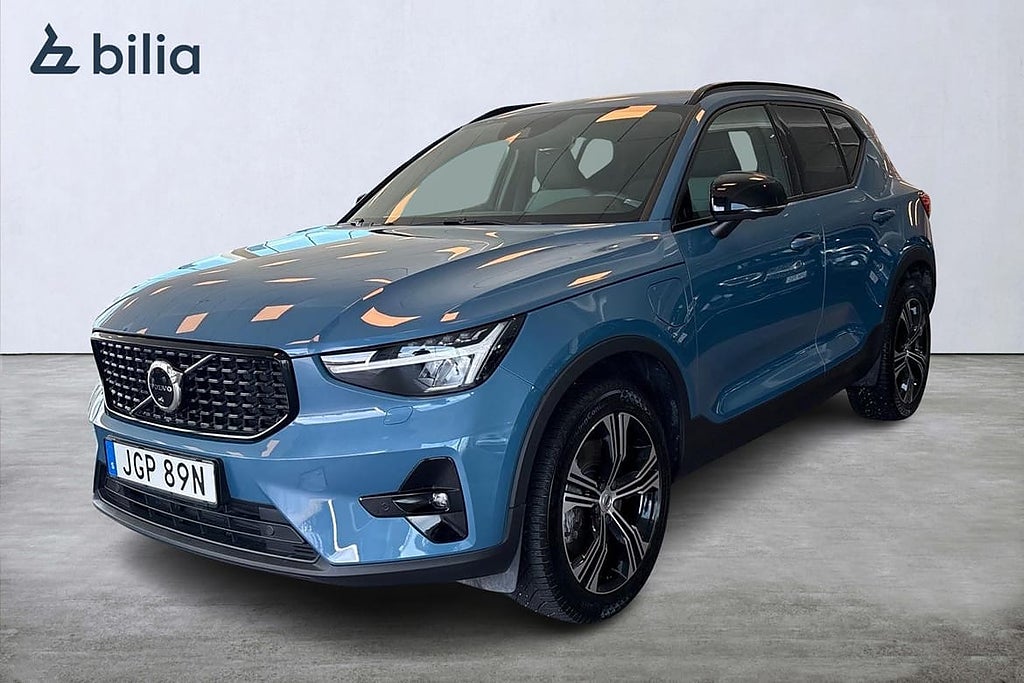 Volvo XC40 Recharge T4 Plus Dark, Harman Kardon, 360 kamera
