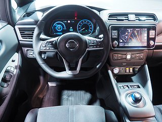 Halvkombi Nissan Leaf 14 av 22
