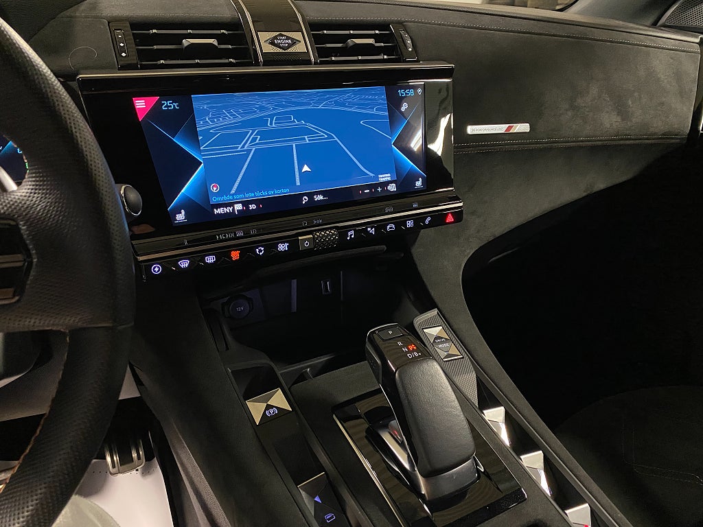 Bild på DS 7 Crossback E-Tense 4x4 300hk