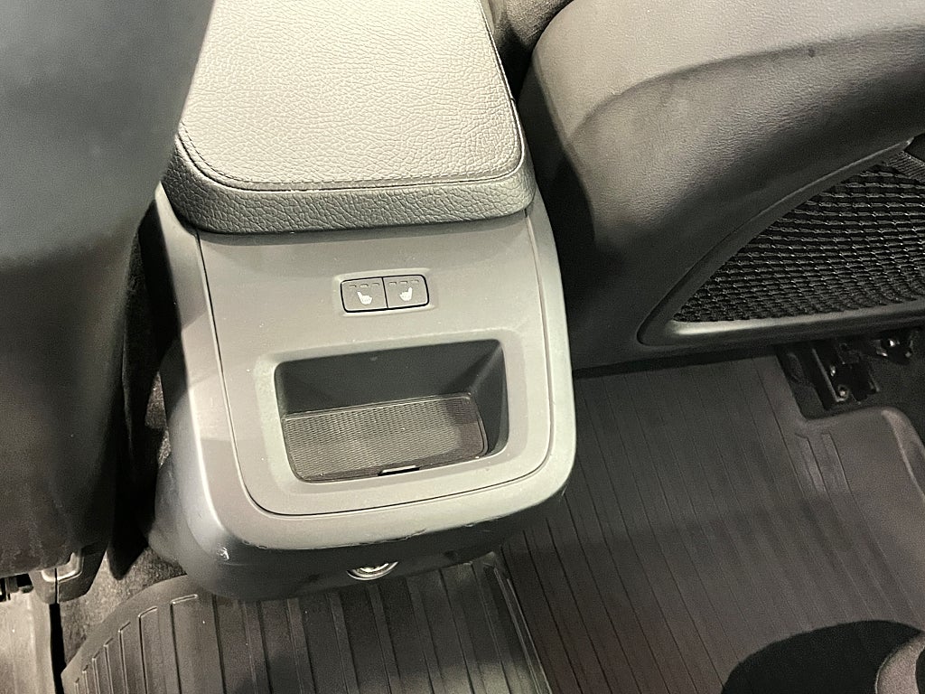 Volvo V90 D4 Geartronic AUT 190hk / VOC/DRAG/VÄRMARE/LED/SoV thumbnail