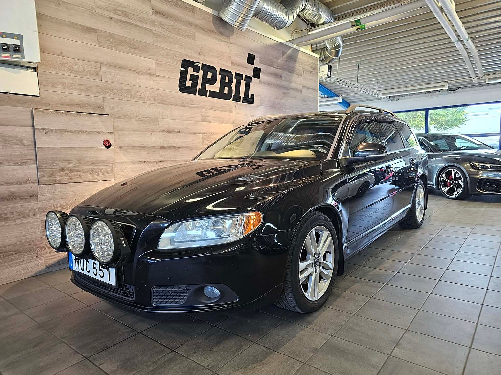 Volvo V70 D4 Geartronic Momentum  | Drag | P-värmare | Automat