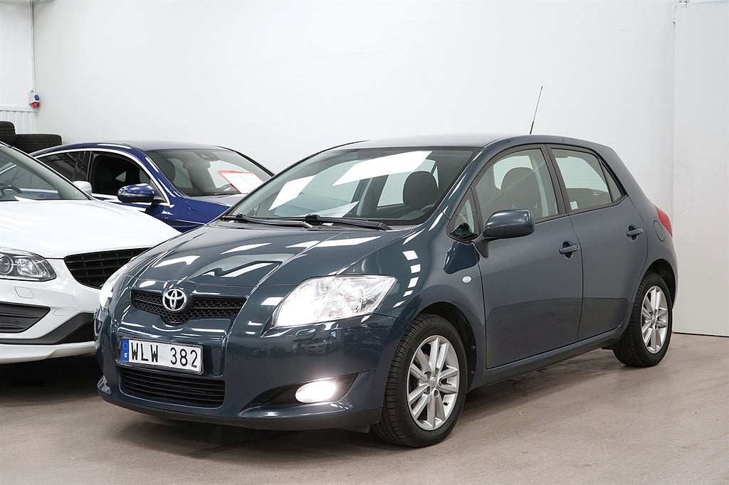 Toyota Auris 1.6 MULTIMODE 132HK NYSERVAD NYBESIKTAD