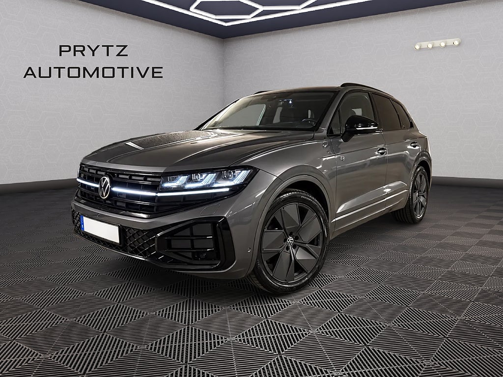 Volkswagen Touareg TDI 4M R-Line Innovation Fullutrustad 1 Ägare Leasbar