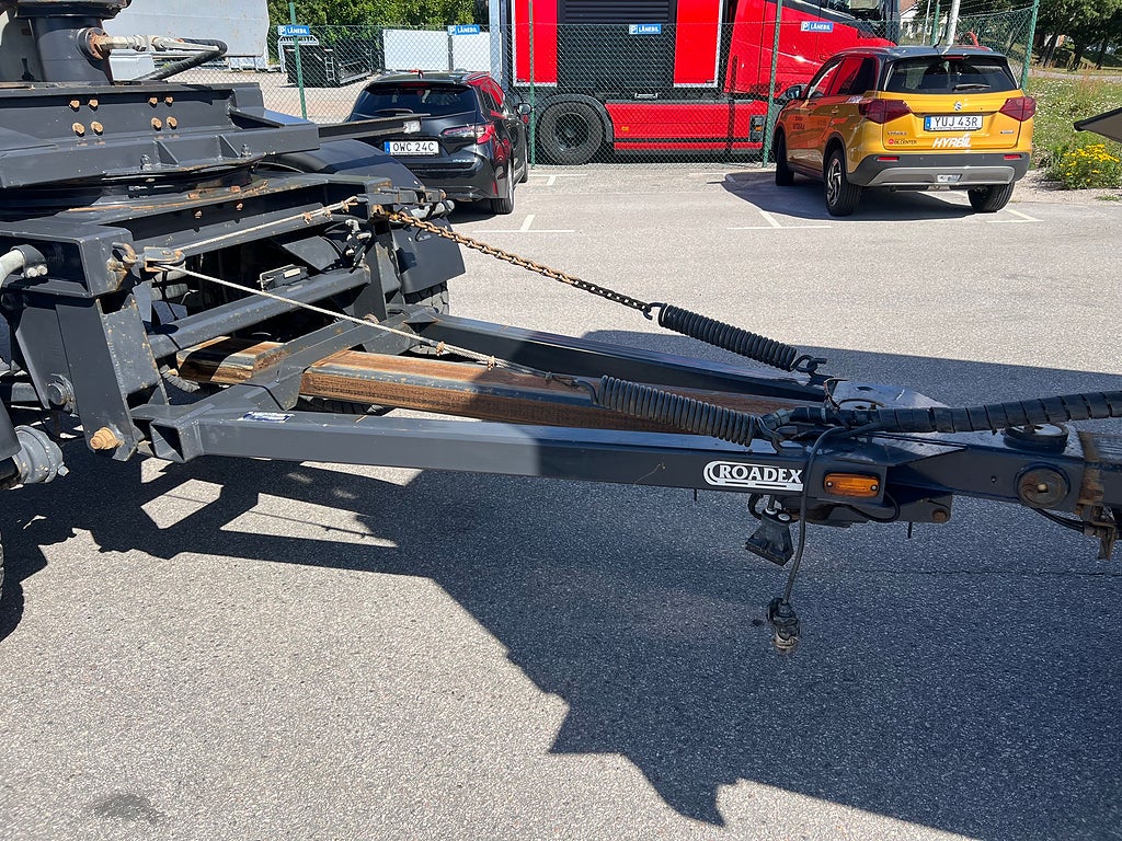Övriga Roadex 3 Axlad tippvagn,