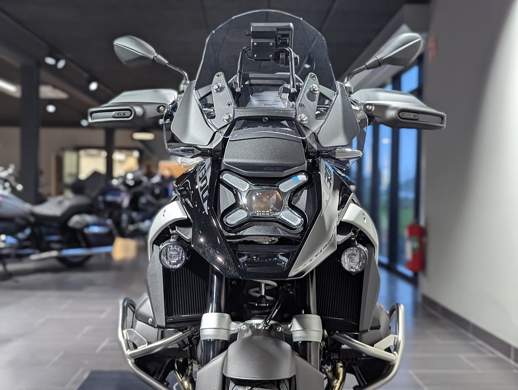BMW R1300GS/Touringpaket, 3st väskor & 5 års garanti på köpet!/3,45%