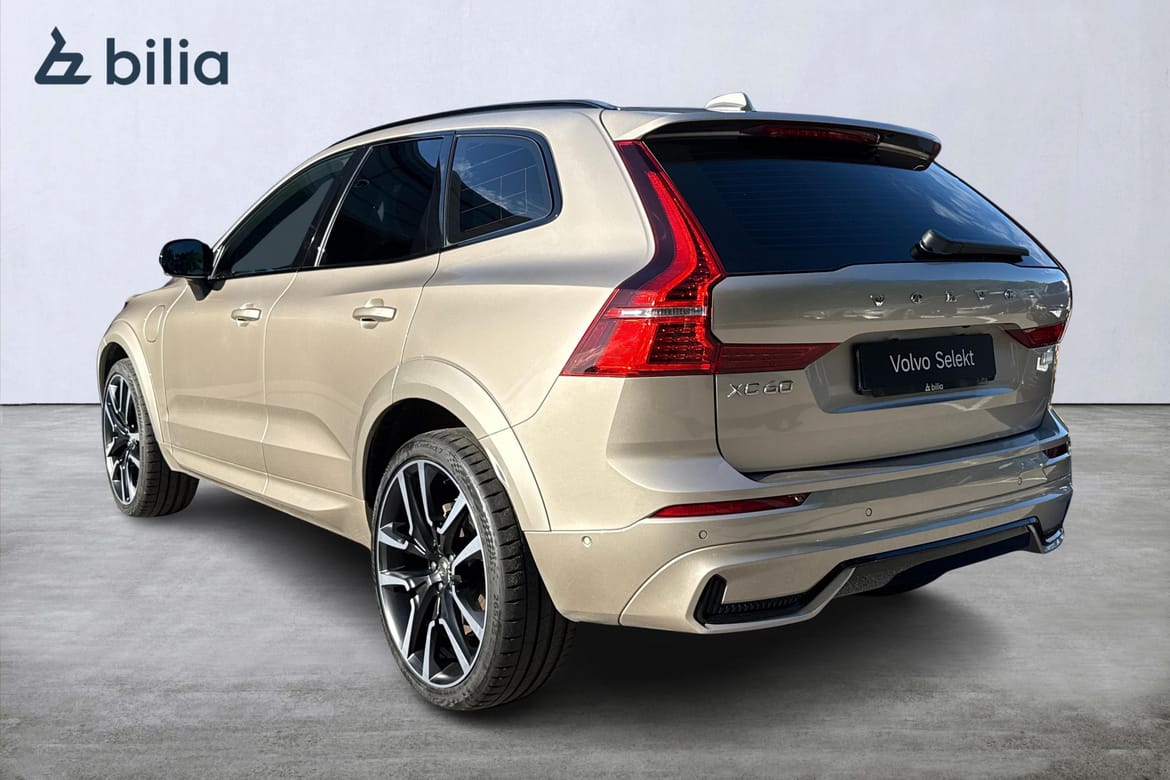 Volvo XC60 Recharge T8 Ultimate Dark 2024, bild 2/10