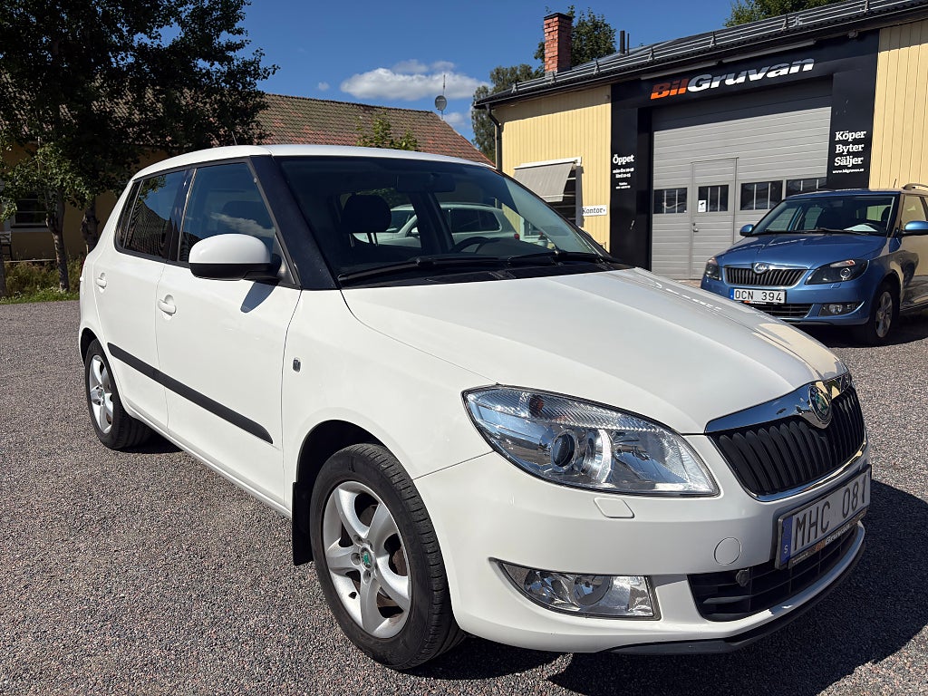 Skoda Fabia 1.6 TDI  90 hk Elegance 10100 MIL M-Värmare