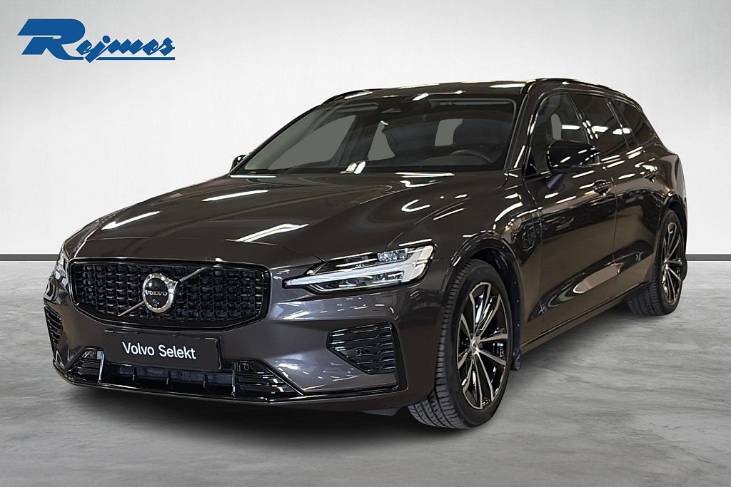 Volvo V60 T6 Plus Dark Nordic Edition/Dragkrok/360 kamera