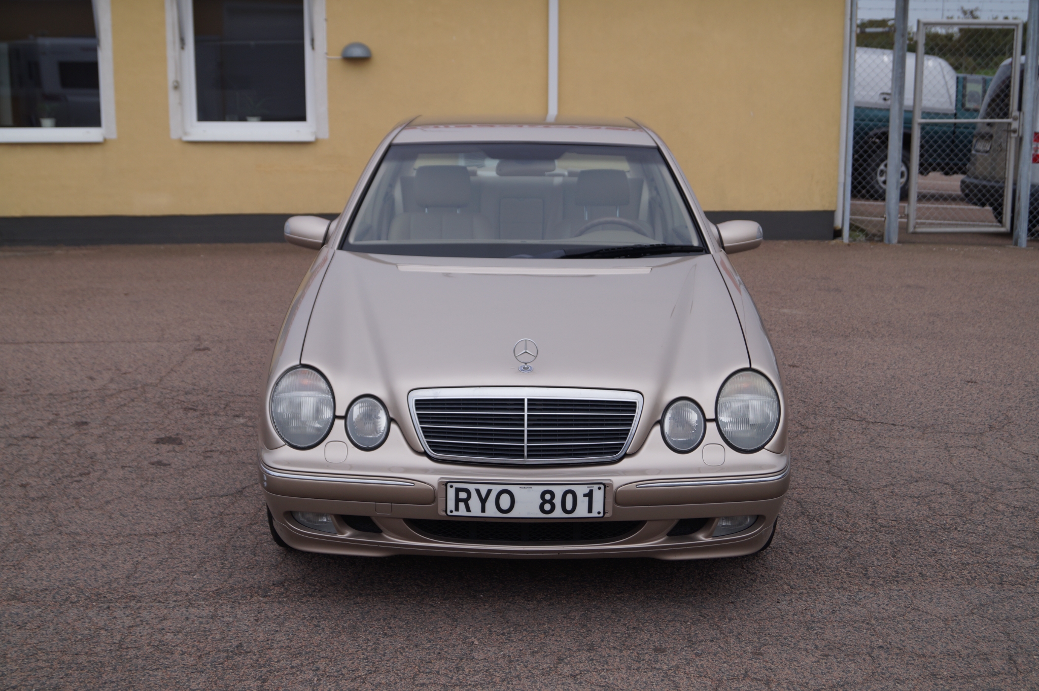 Mercedes-Benz E 240 Elegance 2001, bild 6/10