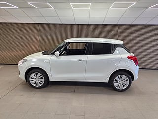 Suzuki Swift 1.2 Dualjet DOHC 16V VVT AllGrip Euro 6 — bild 4 av 11