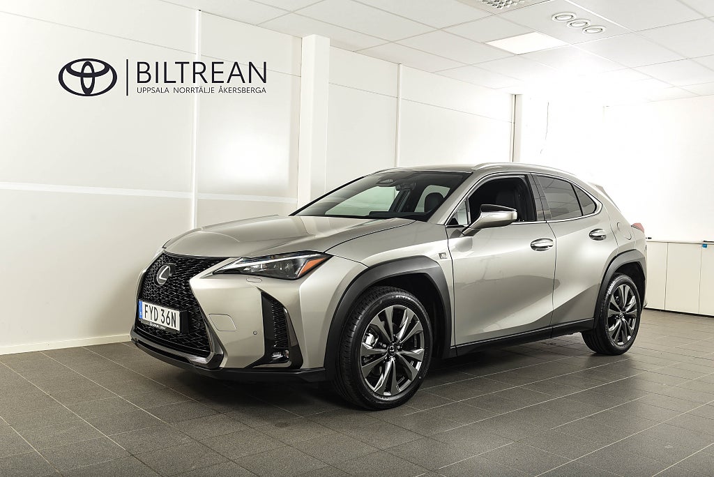 Lexus UX300h 300h F-Sport Design 