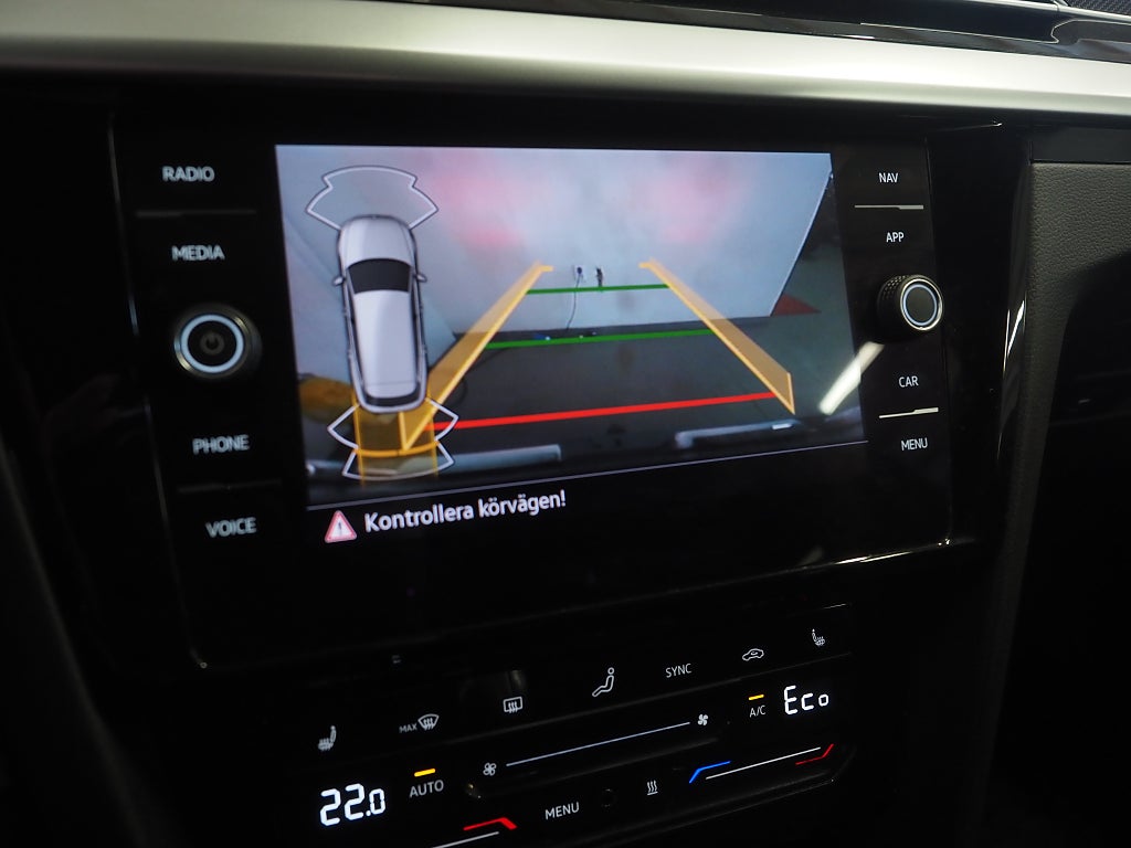 Volkswagen Arteon eHybrid Shooting Brake 218hk TSI R-Line Dragpkt Cockpit 2022