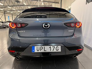 Mazda 3 2.0 M Hybrid Navi Carplay Kamera P-sensorer S&V-däck