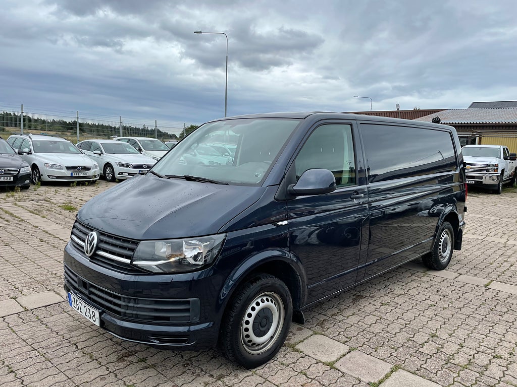 Volkswagen Transporter  T6 2.0TDI LÅNG 3-SITS DRAG VÄRMARE
