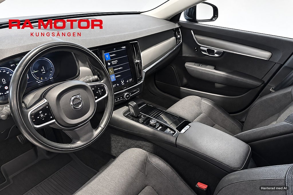 Volvo V90 Recharge T6 AWD 341hk  Momentum Adv | Drag | B-kamera | 2021