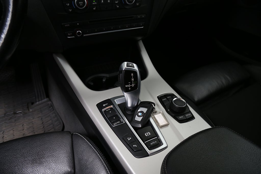 BMW X3 xDrive20d 184hk Aut Motorv Dragkrok 2013