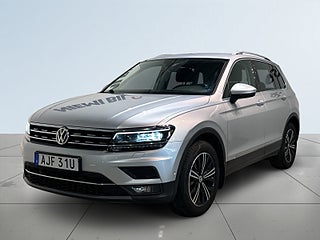 Volkswagen Tiguan 2.0 4Motion GT Drag Dvärm Kamera Psens Massage S/V-hjul – bild 16