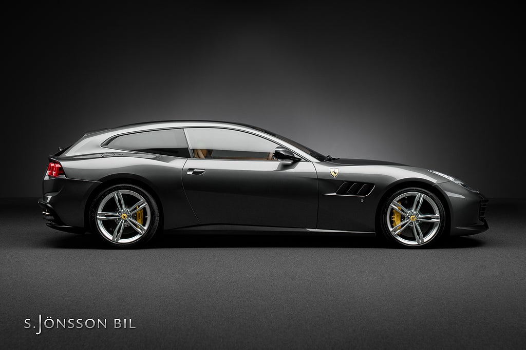 Ferrari Lusso GTC4 V12 / Se Spec