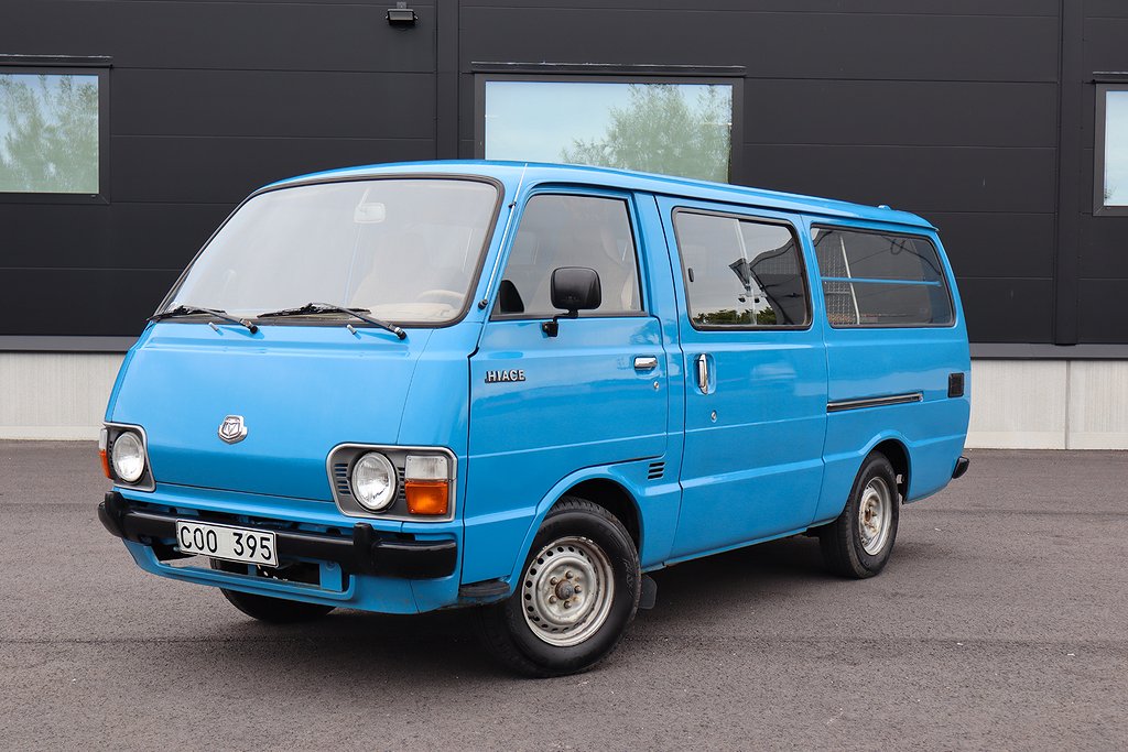 Toyota hiace 1 Ägare / 9300 Mil / NYBESIKTAD / Lång 