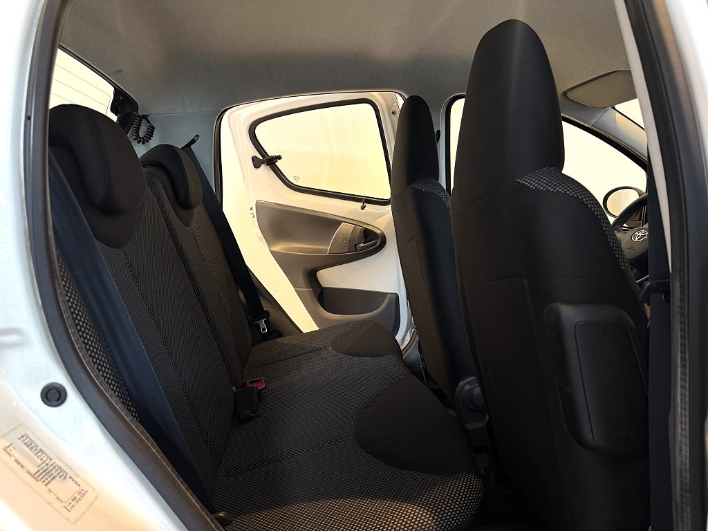 Toyota Aygo 5-dörrar 1.0 VVT-i MultiMode 68HK LÅGMIL AC AUTOMAT