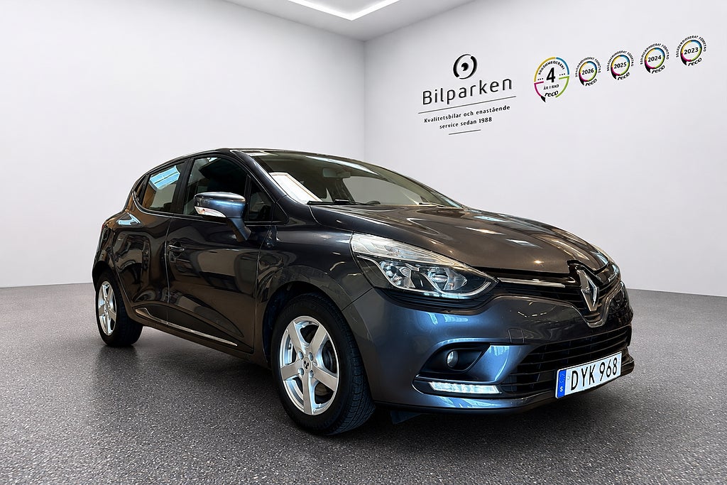 Renault Clio 1.2 Expression | Navigation | Farthållare