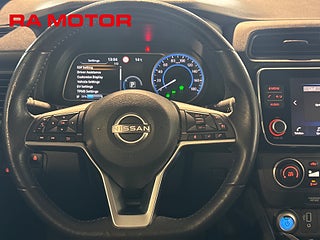 Halvkombi Nissan Leaf 13 av 22