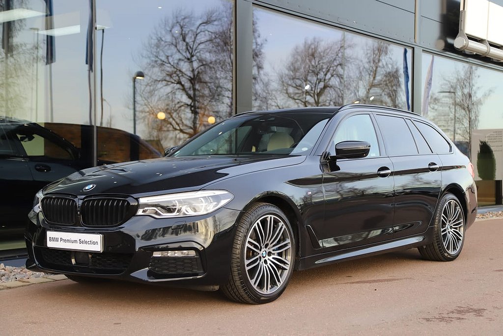 BMW 530 d xDrive Touring Värmare / H&K / Drag / Panorama - Autowåx Bil A