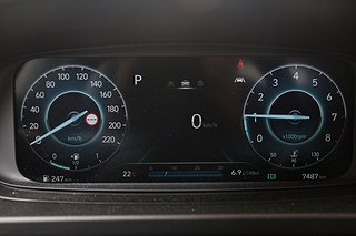 Halvkombi Hyundai i20 17 av 19