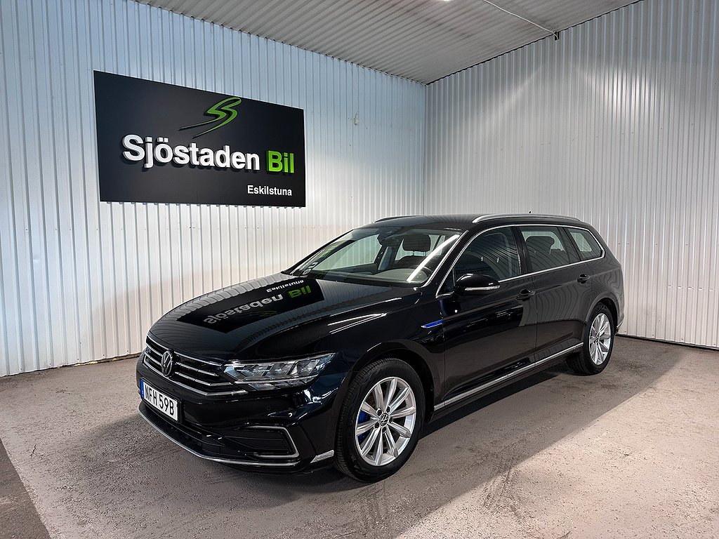 Volkswagen Passat Sportscombi GTE - Värmare/Drag/Kamera