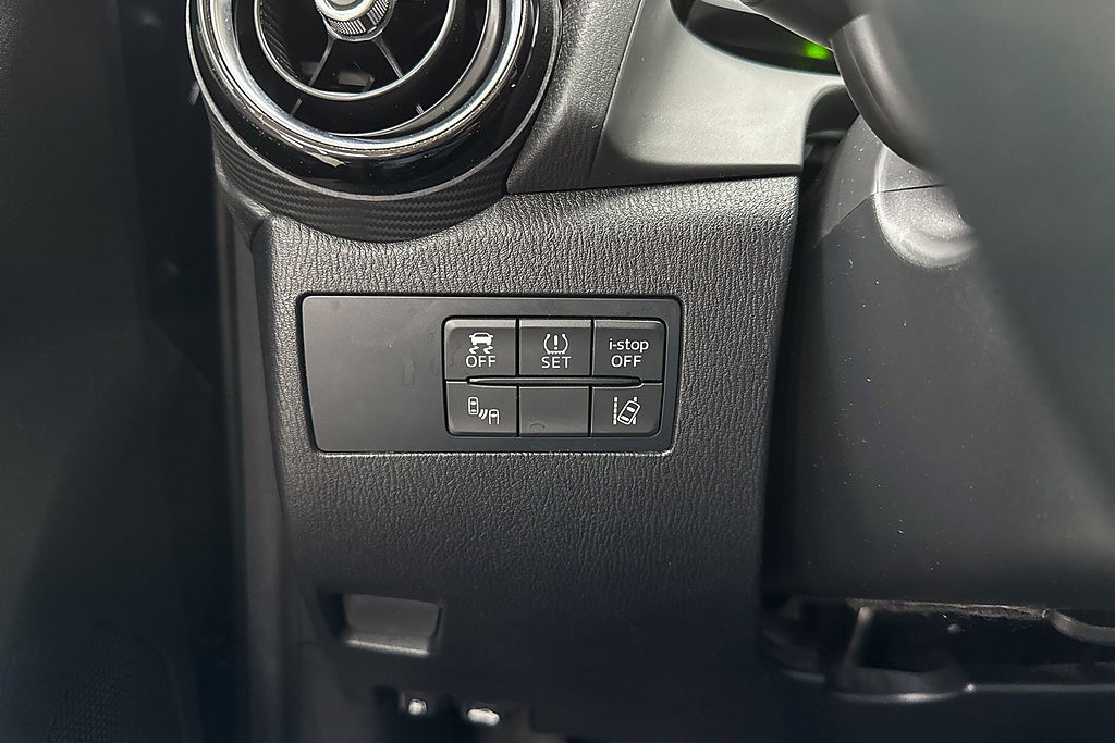 Mazda 2 2017