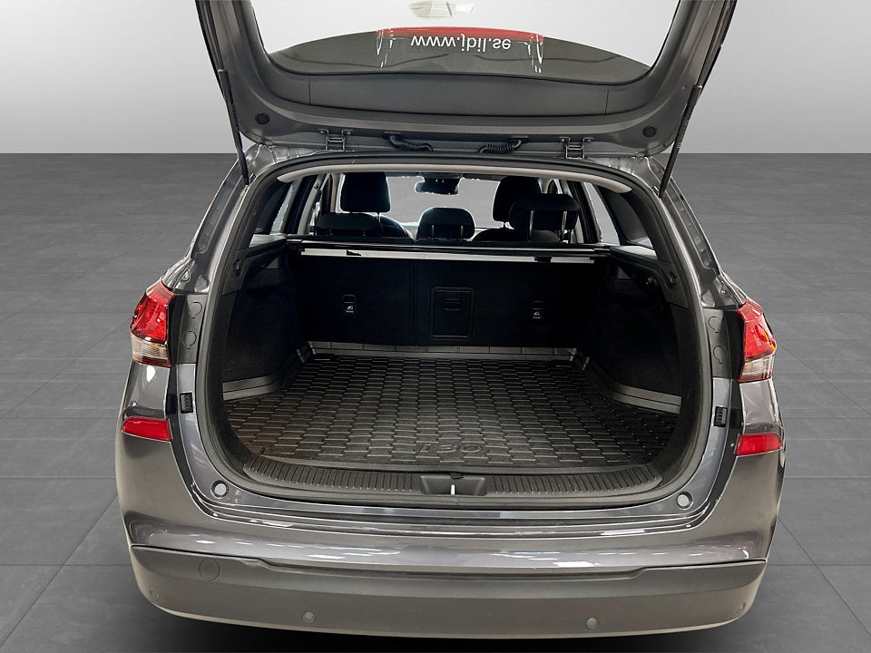 Bild på Hyundai i30 Comfort 1.4 T-GDi 140hk Aut RATTVÄRME BACKSENSORER