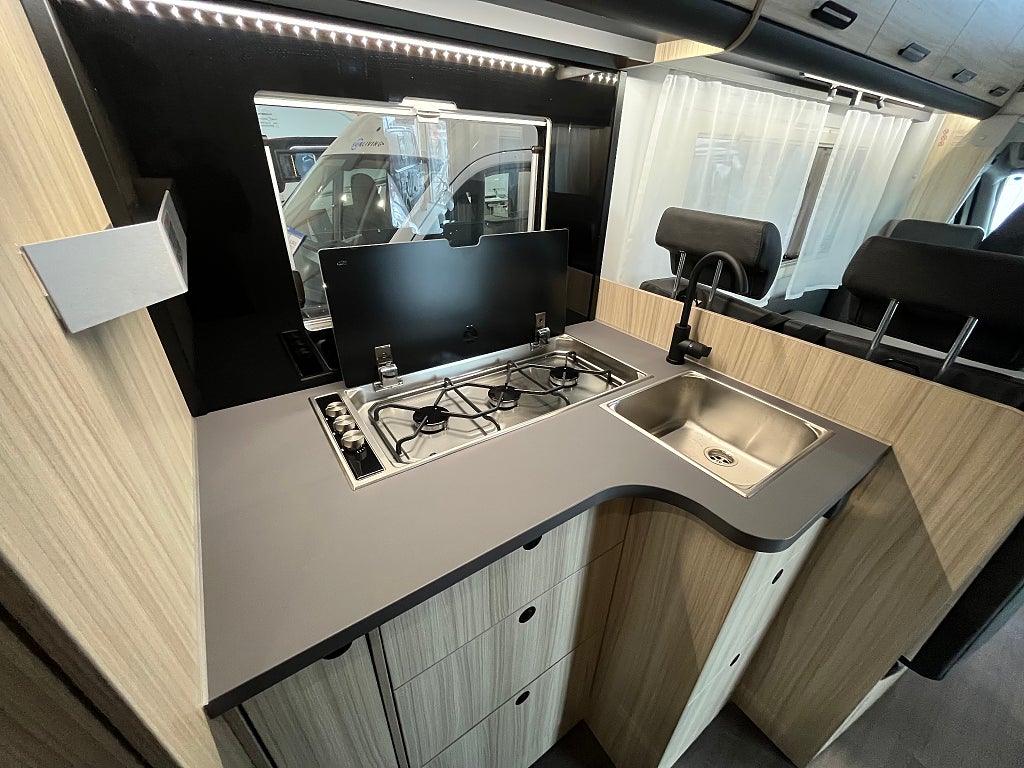 Sun Living A 70 DK Automat / 3500 kg / Våningssäng / B-kort - Sun Living