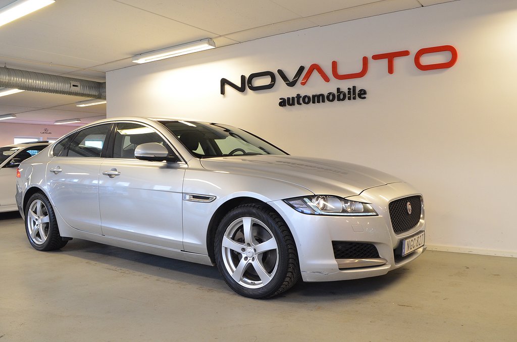 Jaguar XF 30d V6 300HK Prestige Värmare Läder GPS Kamera