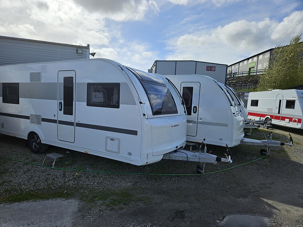 Adria Alpina 663 UK