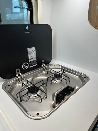 Husbil-halvintegrerad Wingamm Oasi 690 11 av 28