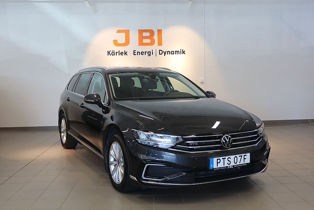 Volkswagen Passat GTE 1.4 TSI DSG 218hk Aut - B-KAMERA,CARPLAY,NAV