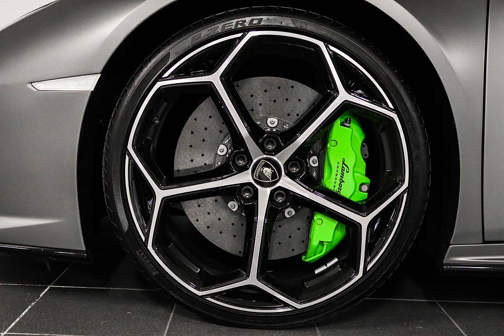 Lamborghini Huracán Evo Spyder LP-640-4 AWD 640hk