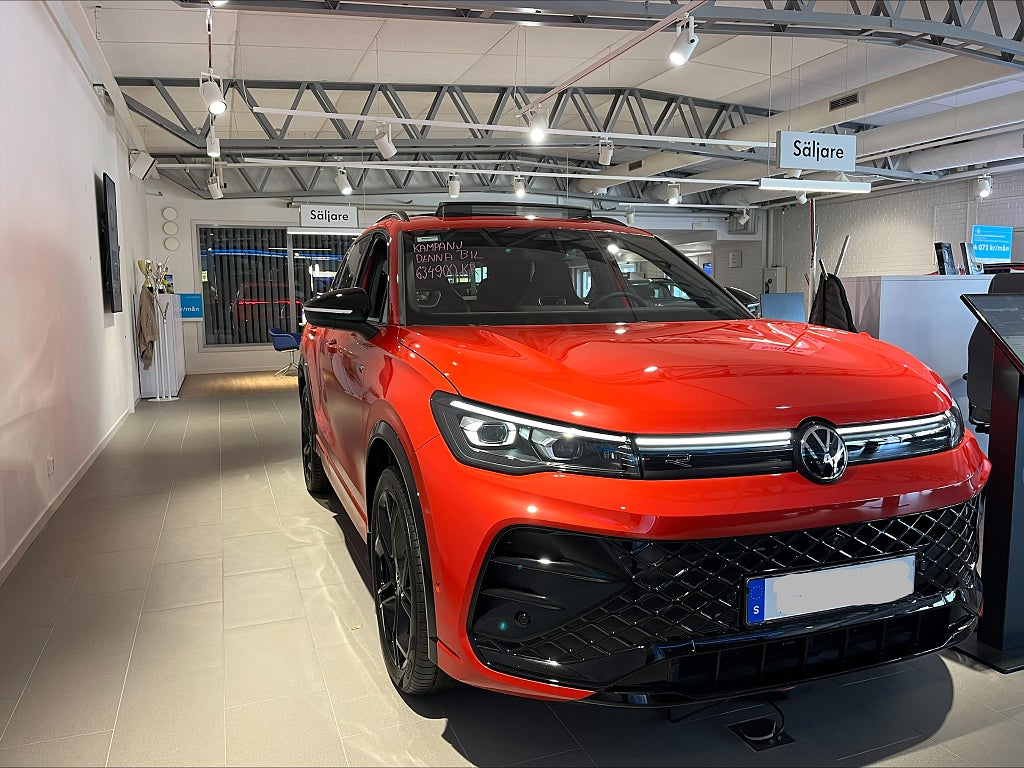 Volkswagen Tiguan R-LINE SWE Edit. eHybrid 272HK PRIVATLEASE