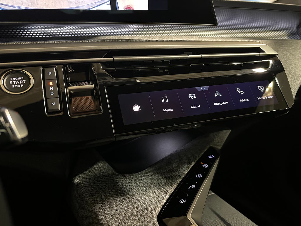 Bild på Peugeot 3008 GT HYBRID 136hk e-DSC 