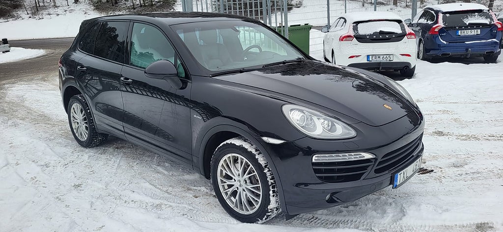 Porsche Cayenne Diesel TipTronic S 245hk Navi Drag Välservad Välvårdad