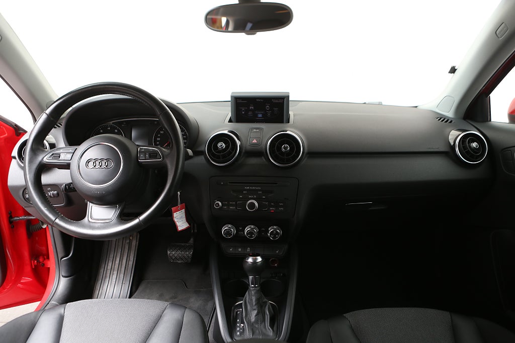 Audi A1 1,4 TFSI 122hk S Tronic Nybesiktad 2011